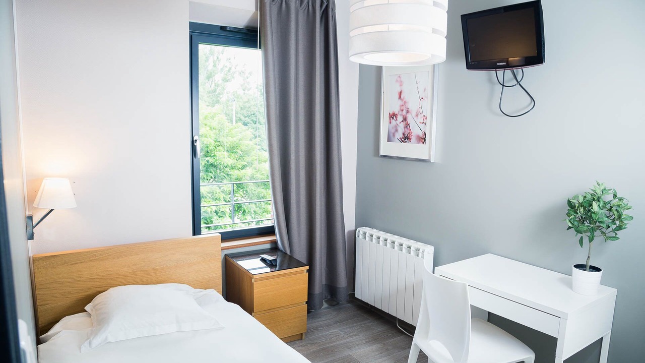 Photo of Bedroom in Calmont