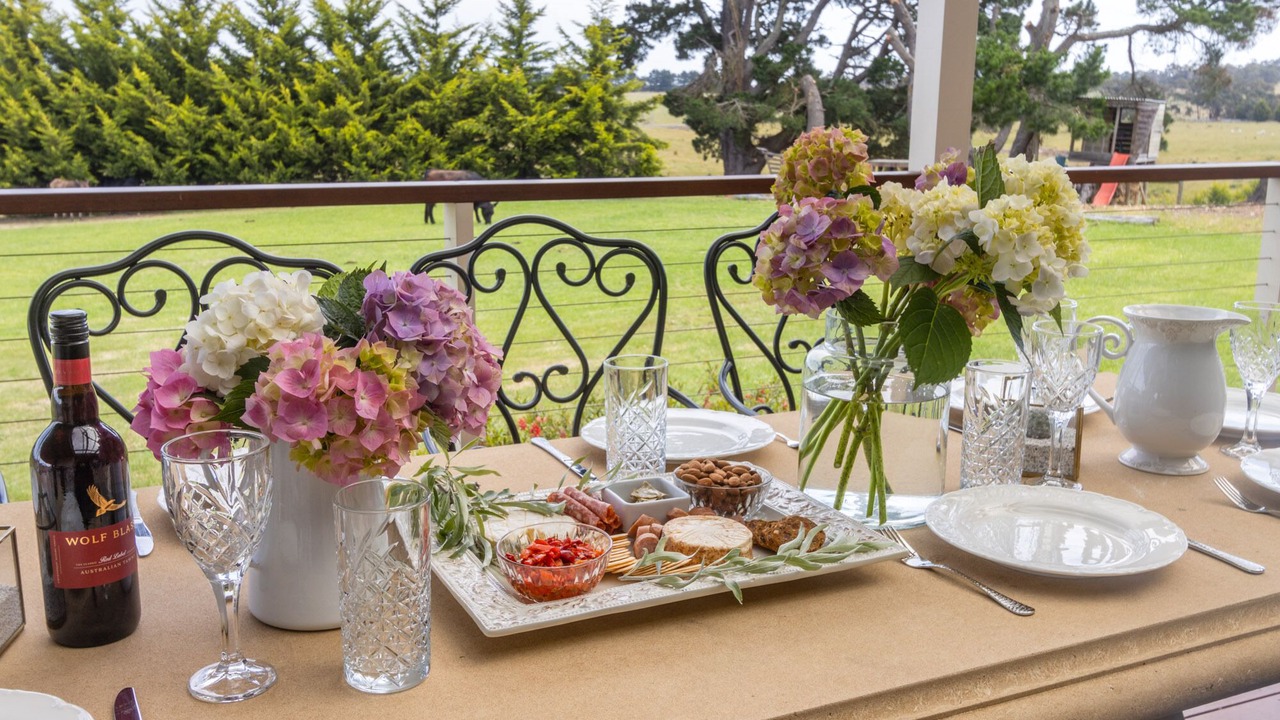 Photo of Others in Elaine