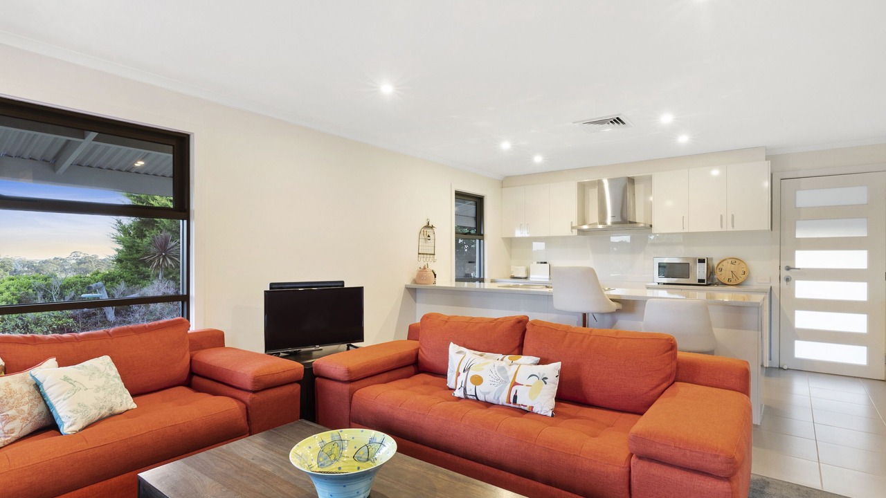 Photo of Livingroom in Elaine