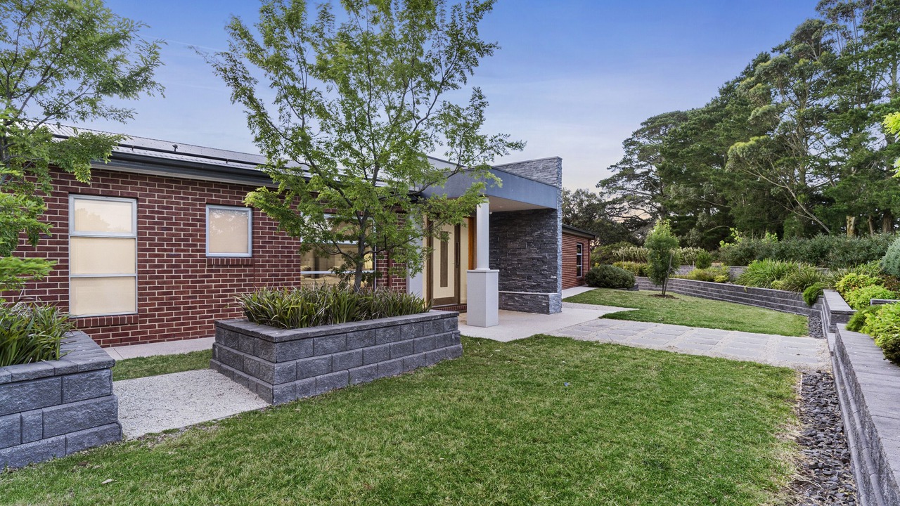 Photo of Outdoor in Elaine