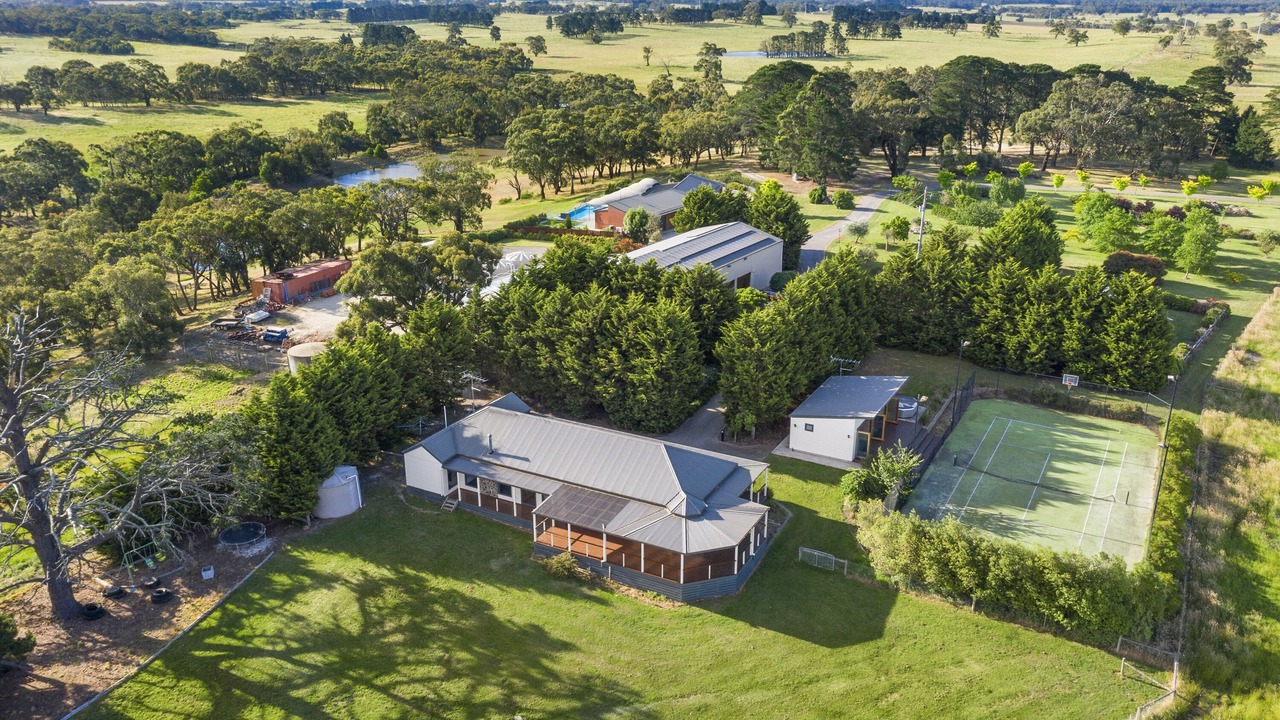 Photo of Outdoor in Elaine