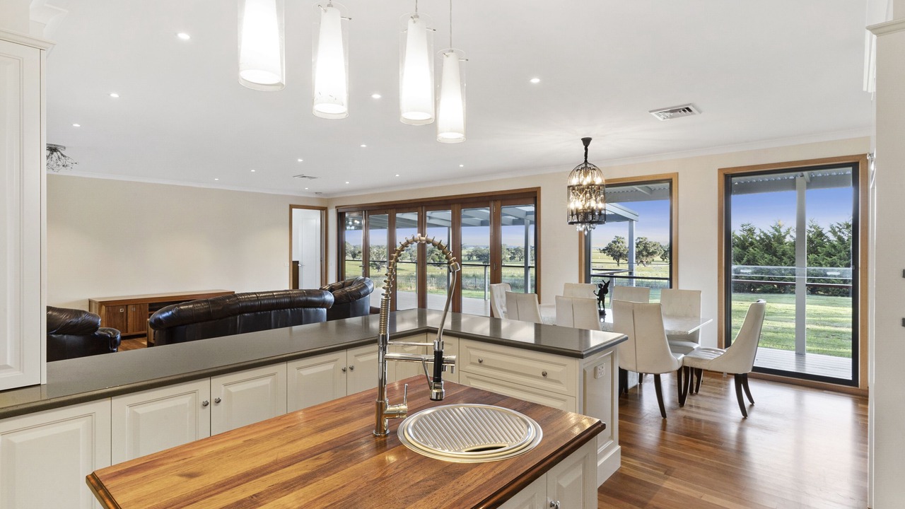 Photo of Kitchen in Elaine