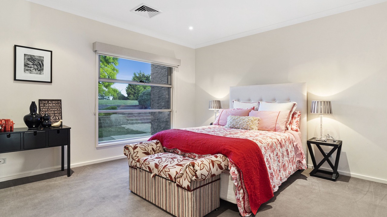 Photo of Bedroom in Elaine