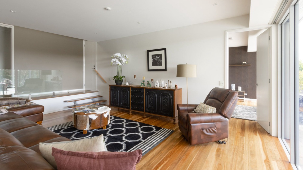 Photo of Livingroom in Elaine