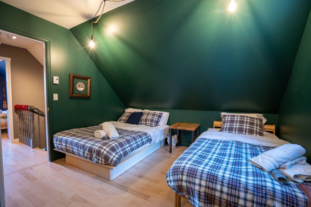 Photo of Bedroom in Saint Come