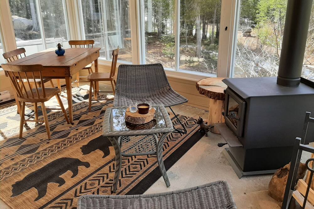 Photo of Livingroom in Saint Come