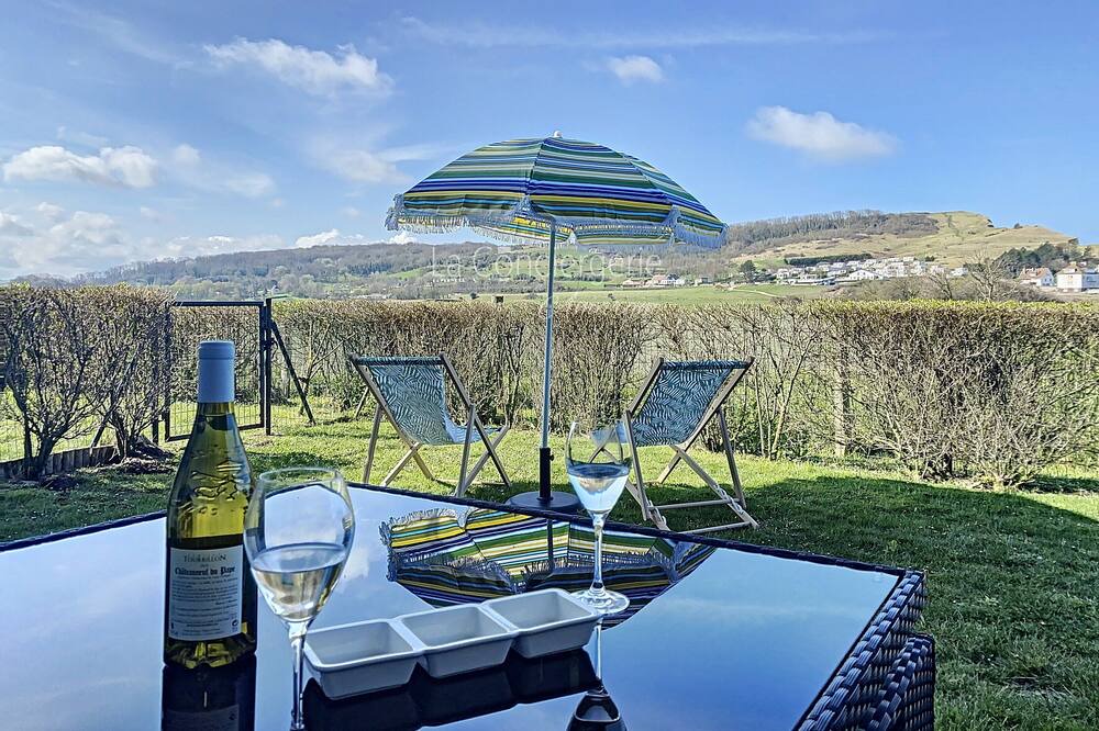Photo of Patio Balcony in Criel-sur-Mer