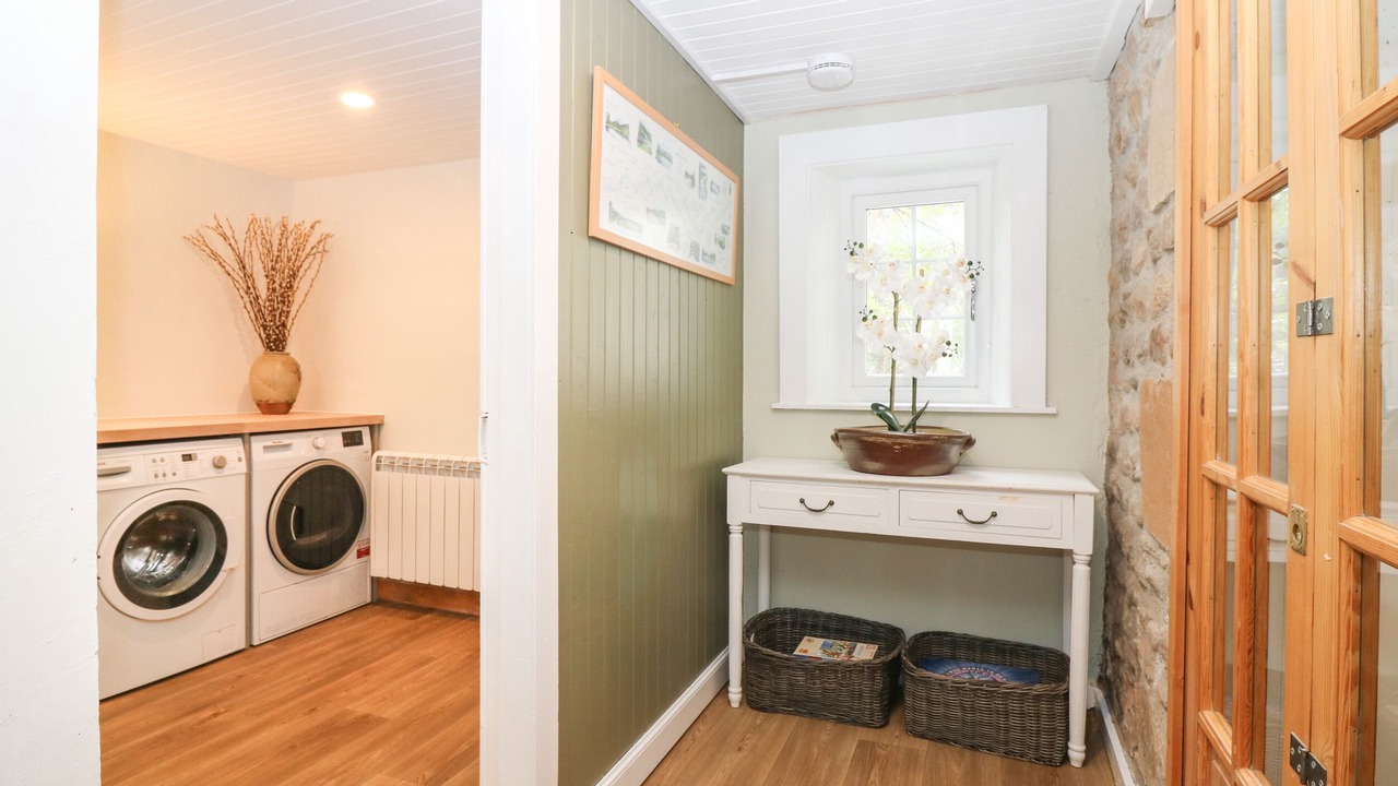 Photo of Others in Elgin