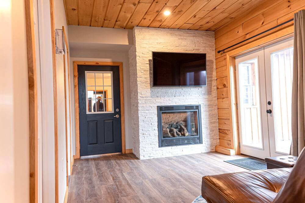 Photo of Bedroom in Drummond-North Elmsley