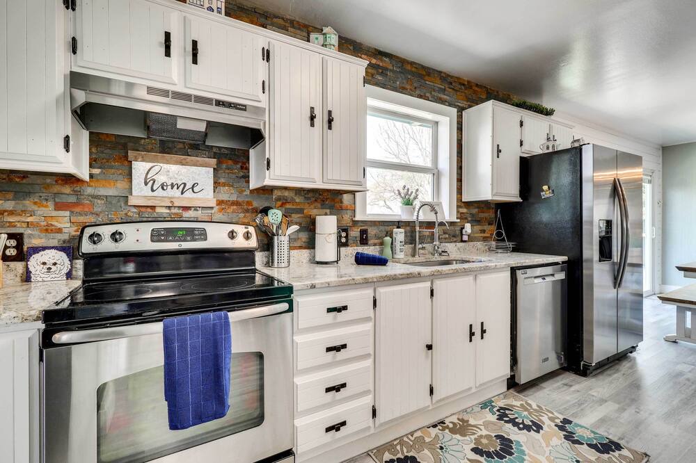 Photo of Kitchen in Tow