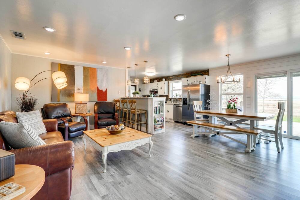 Photo of Livingroom in Tow