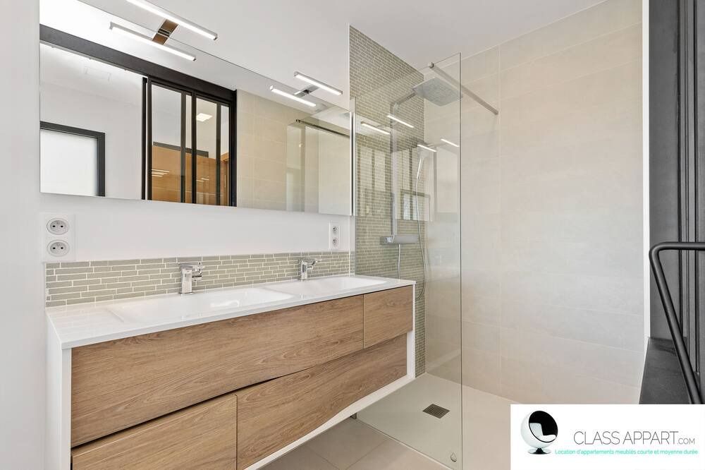 Photo of Bathroom in Prades-le-Lez