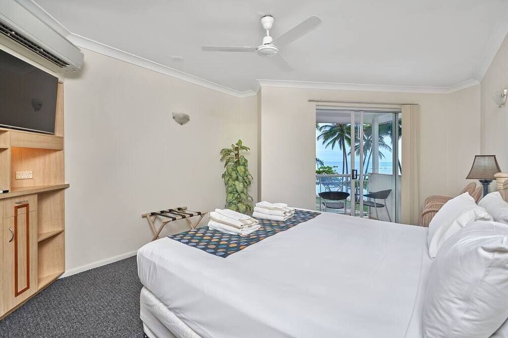 Photo of Others in Palm Cove