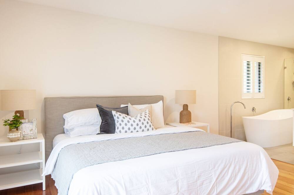 Photo of Bedroom in Mount Eliza