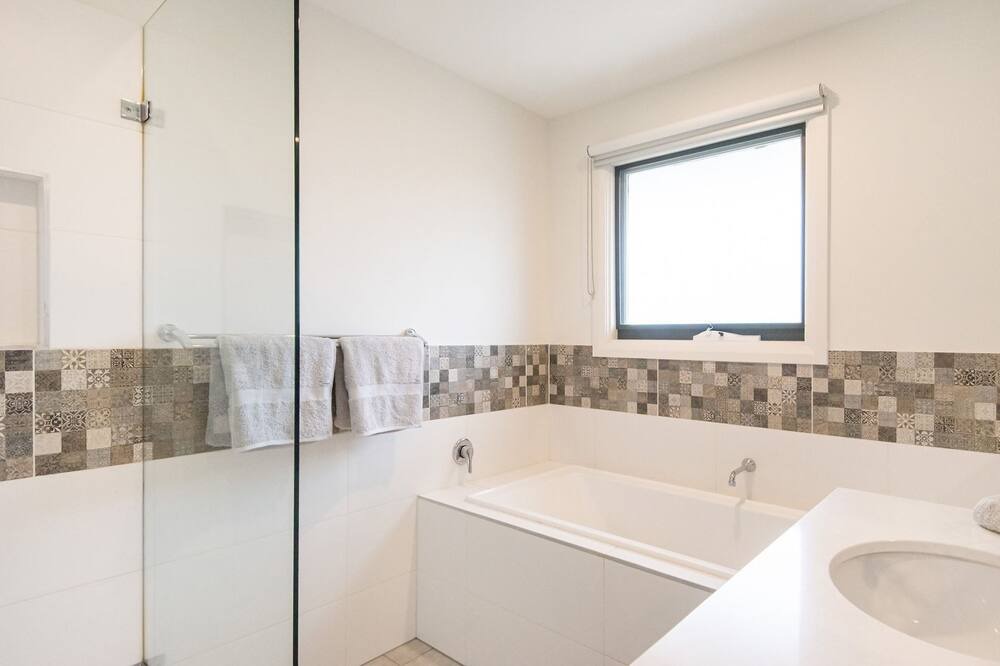 Photo of Bathroom in Mount Eliza