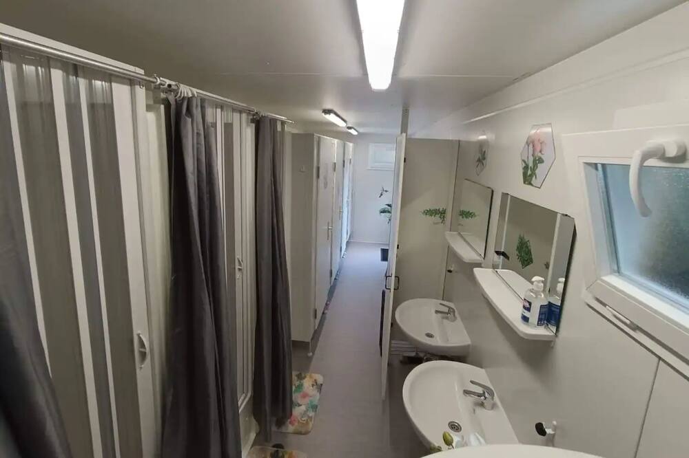 Photo of Bathroom in Pruniers-en-Sologne