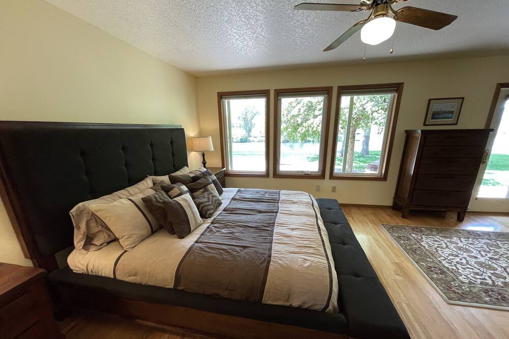 Photo of Others in Benton County