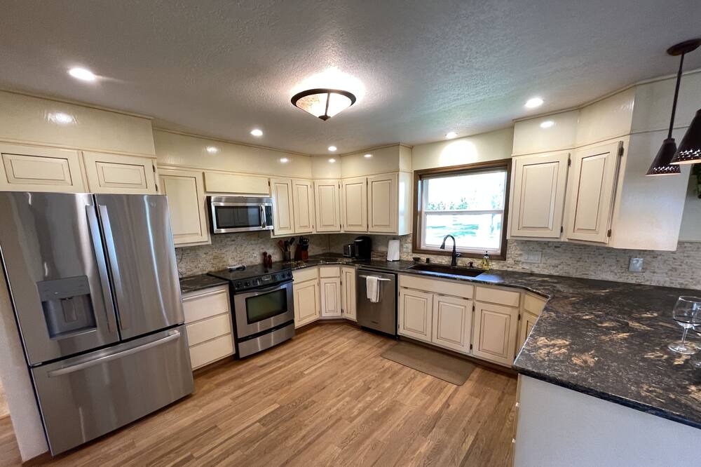 Photo of Kitchen in Benton County