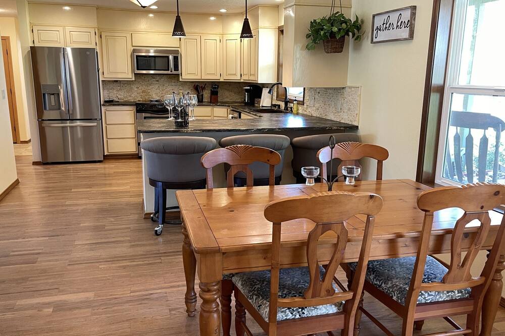 Photo of Kitchen in Benton County