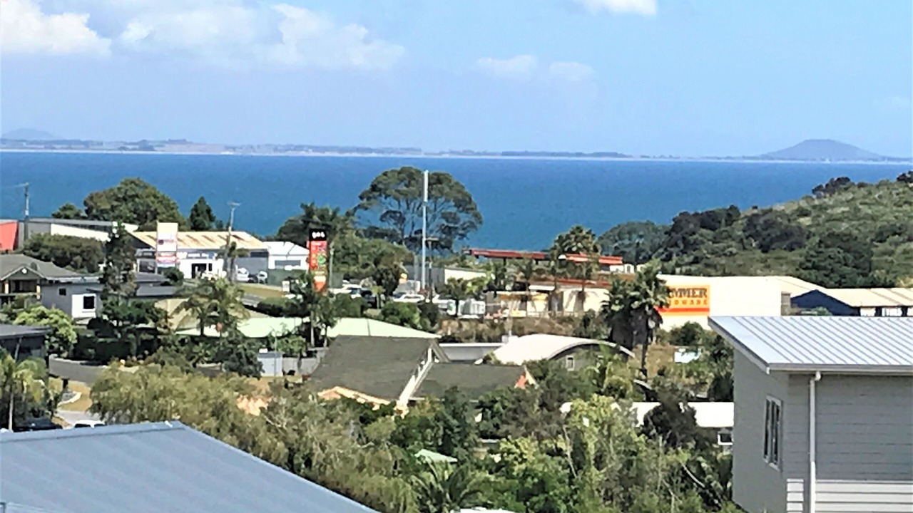 Photo of Others in Cable Bay