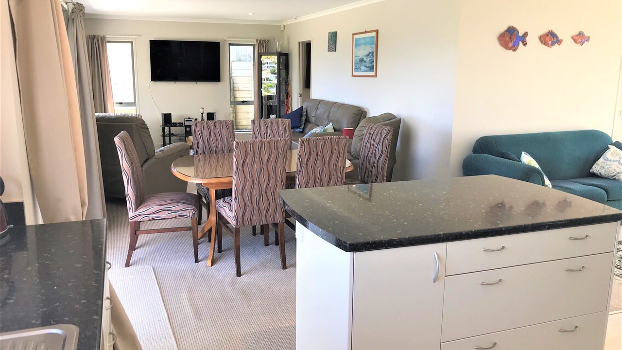 Photo of Others in Cable Bay