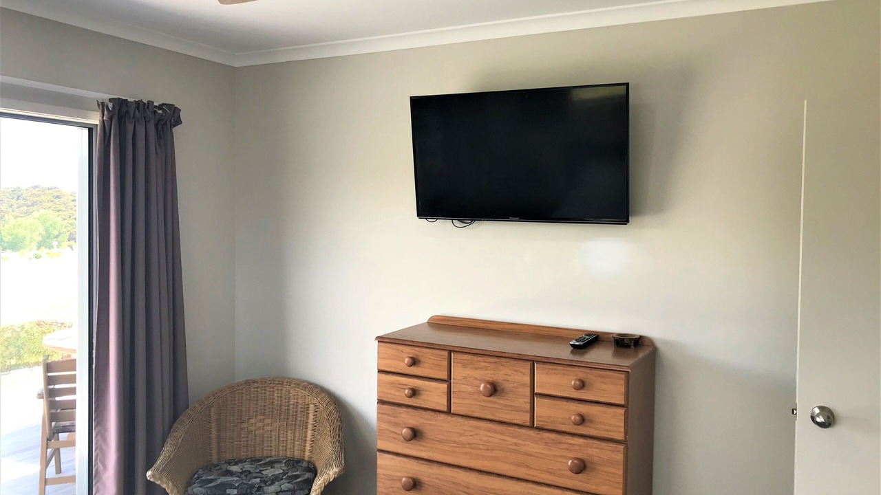 Photo of Others in Cable Bay