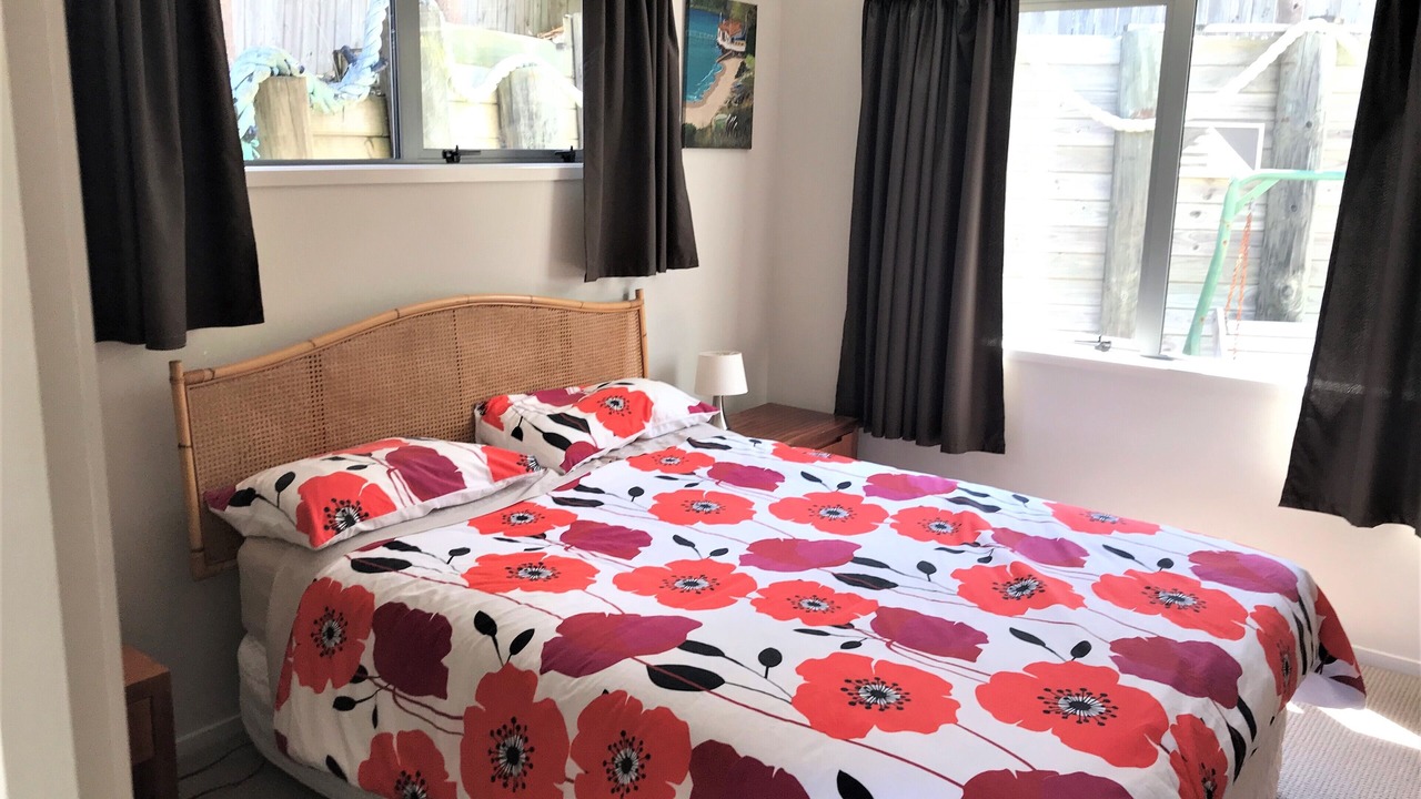 Photo of Others in Cable Bay