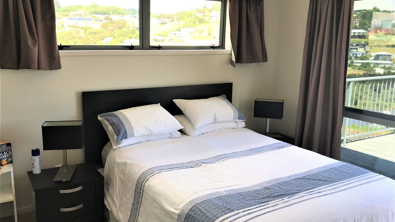 Photo of Others in Cable Bay