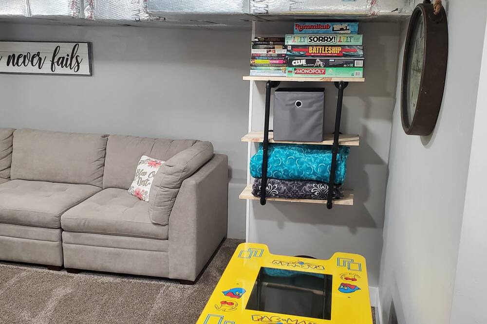 Photo of Bedroom in Centerville