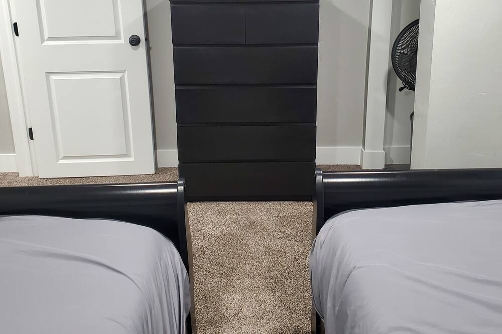 Photo of Bedroom in Centerville