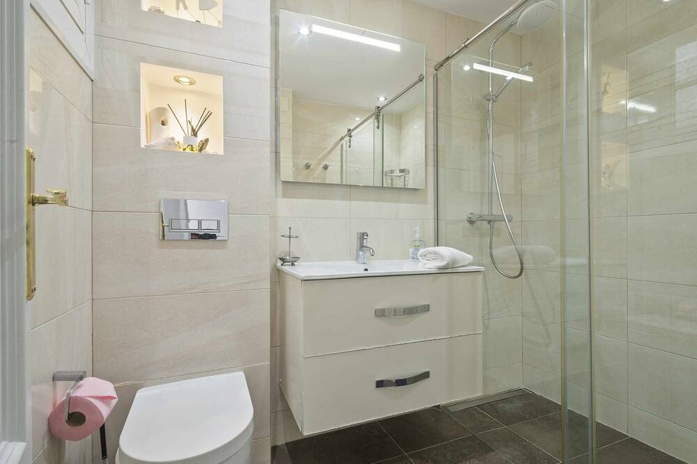 Photo of Bathroom in Navas