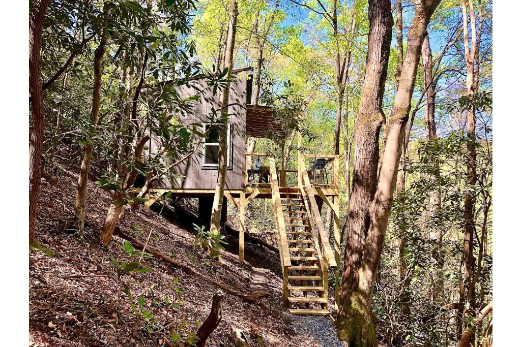 Photo of Outdoor in Cosby
