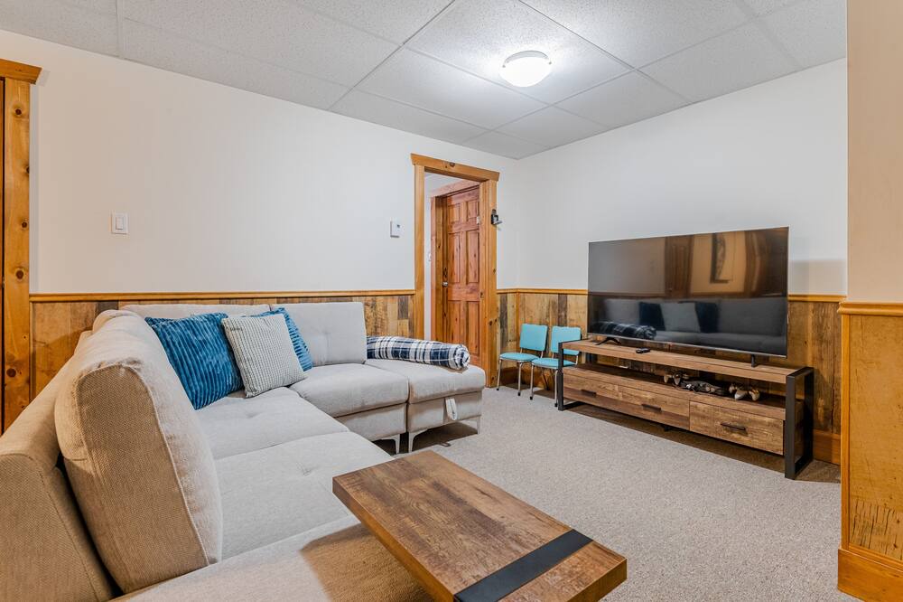 Photo of Livingroom in Saint-Michel-des-Saints