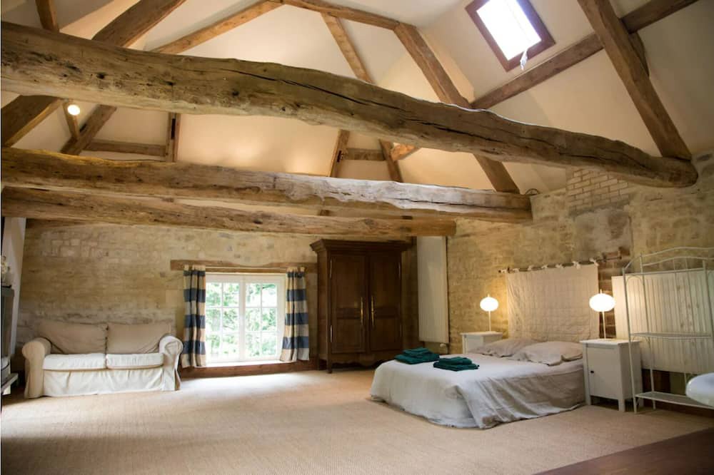 Photo of Bedroom in Tilly-sur-Seulles