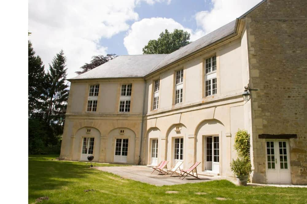 Photo of Outdoor in Tilly-sur-Seulles