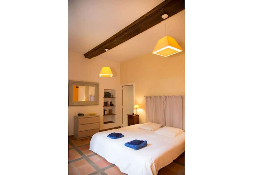 Photo of Bedroom in Tilly-sur-Seulles