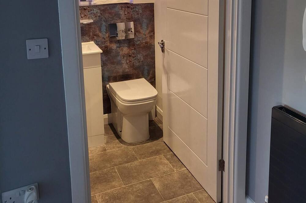 Photo of Bathroom in Stratford-upon-Avon