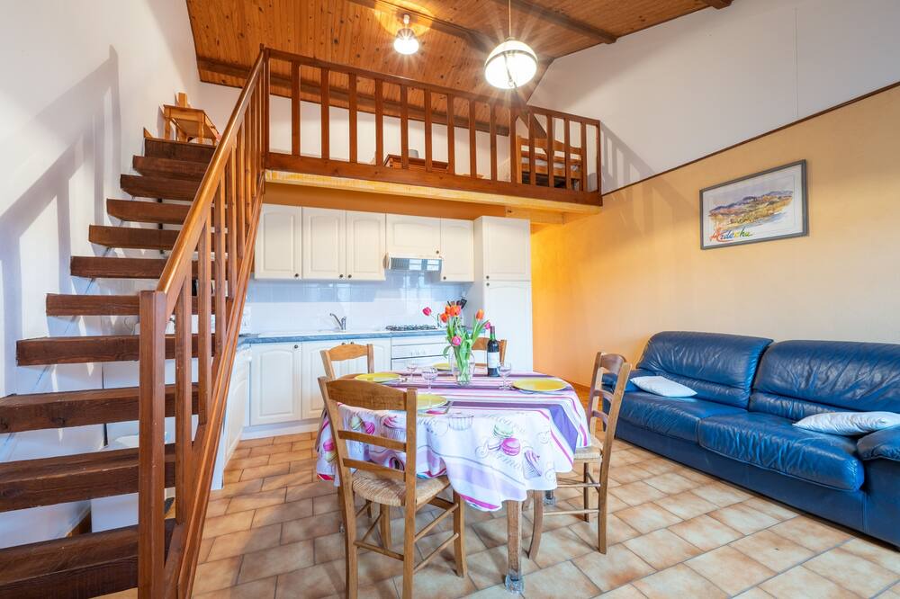 Photo of Livingroom in Ribes