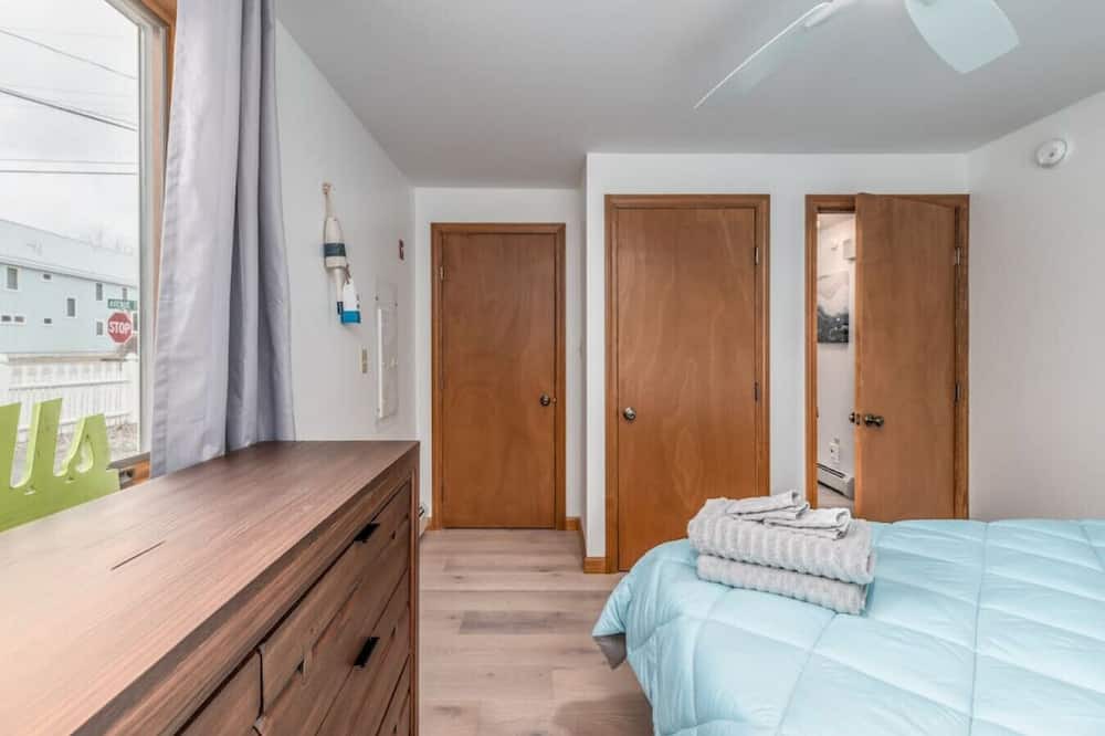 Photo of Others in Pine Point