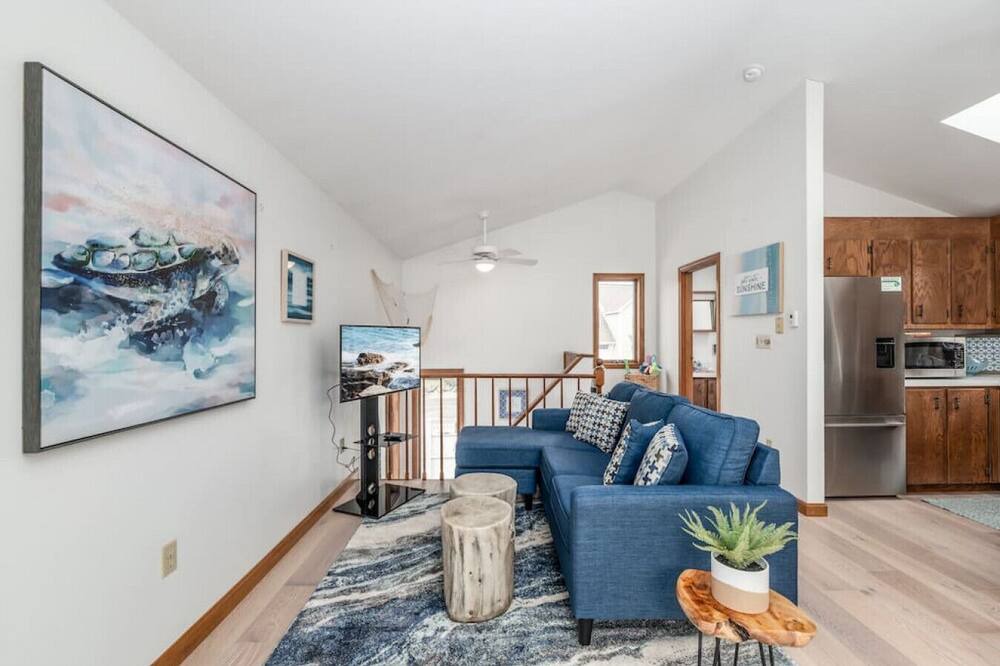 Photo of Others in Pine Point