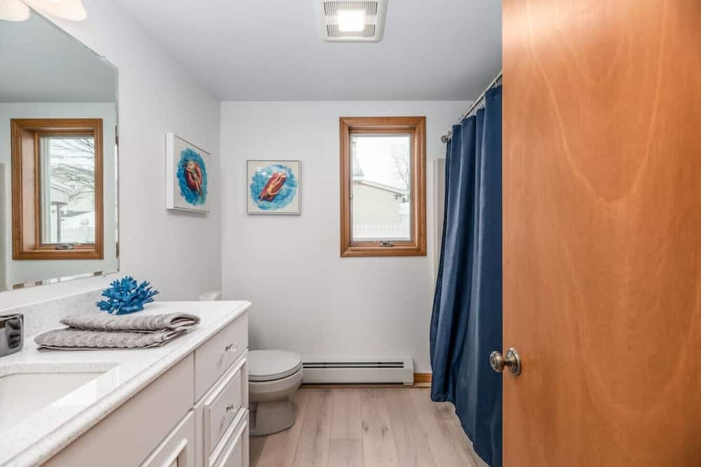 Photo of Others in Pine Point