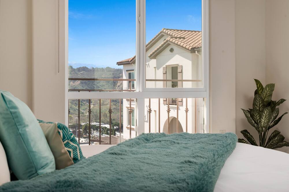 Photo of Bedroom in Carmel Valley
