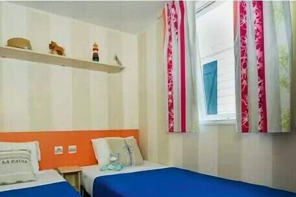 Photo of Bedroom in Chateauneuf-de-Galaure