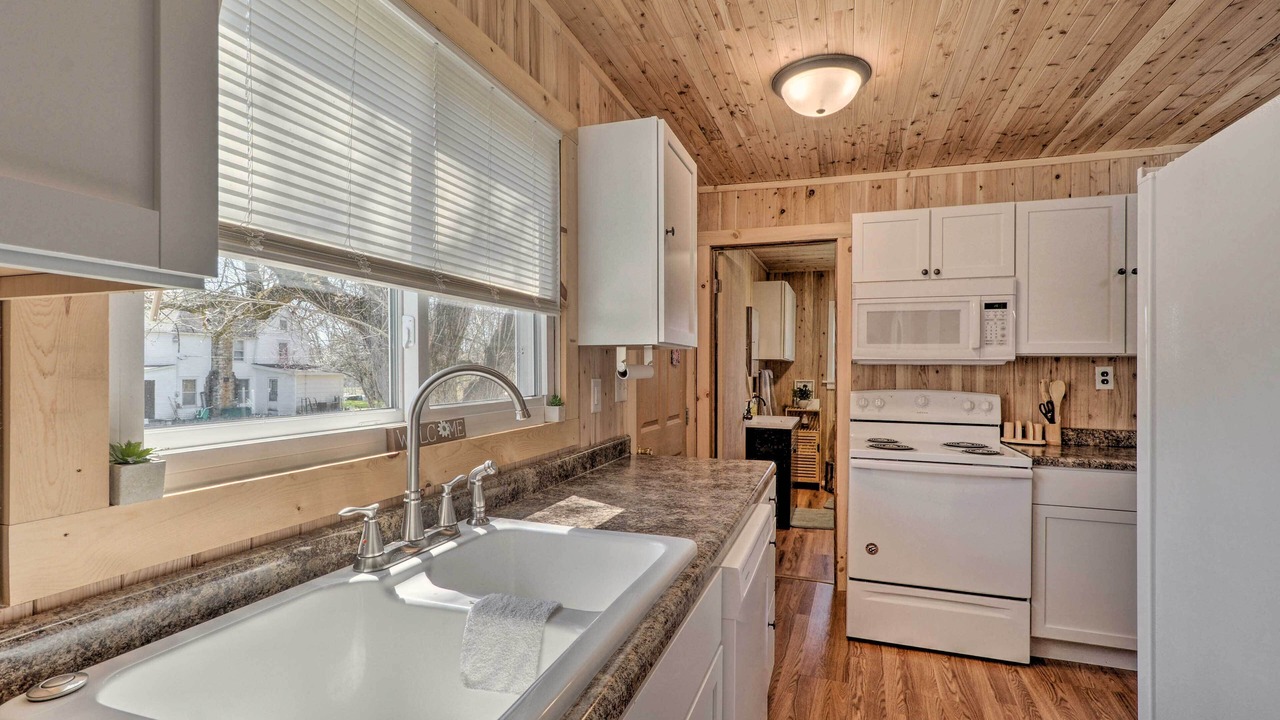 Photo of Kitchen in Lesterville