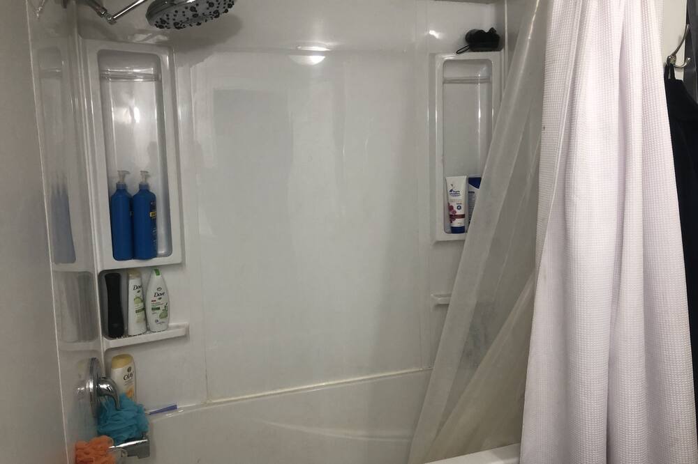 Photo of Bathroom in Laurentian Valley