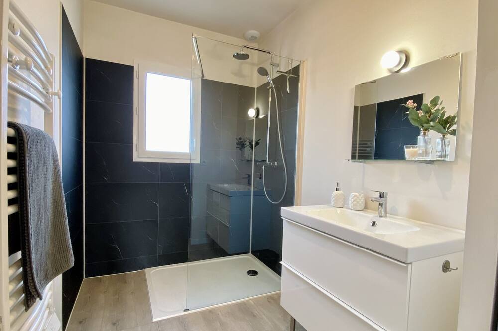 Photo of Bathroom in Les Conches