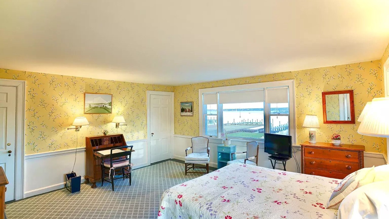 Photo of Others in Edgartown