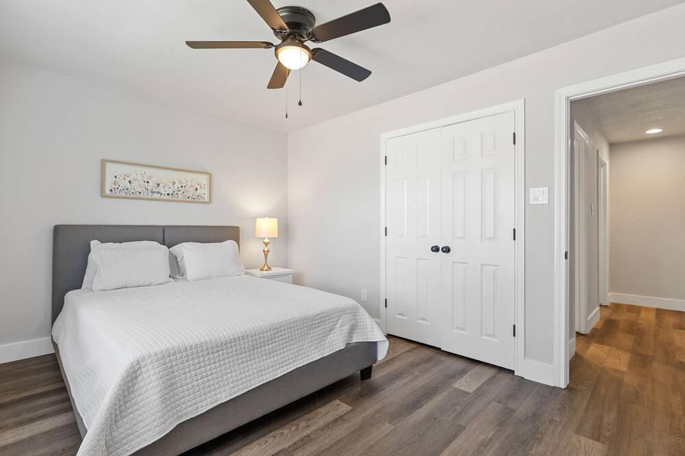 Photo of Bedroom in Tarrant County