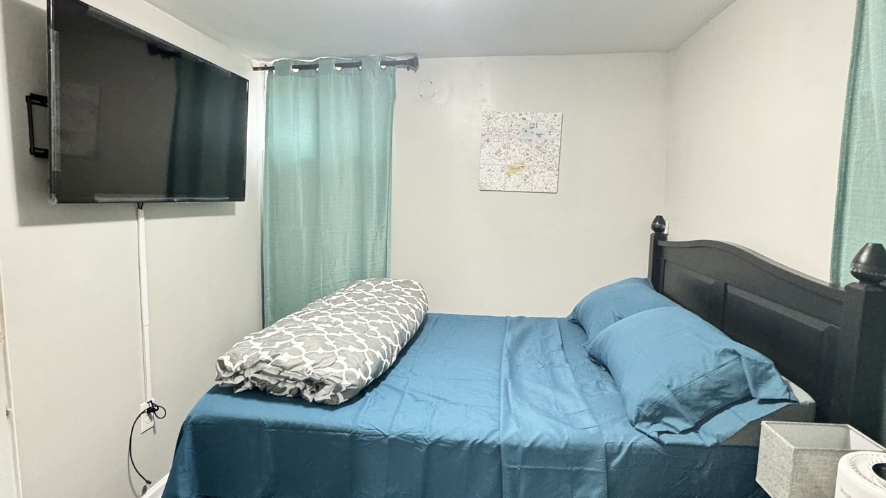 Photo of Bedroom in Rognel Heights