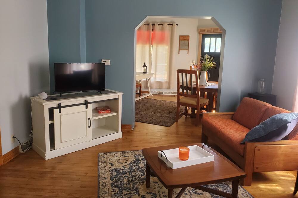 Photo of Others in Grimes